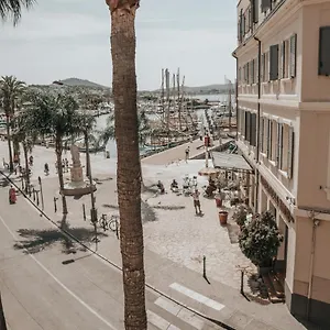 Grand Studio, Vue Centre Carte Parking Sanary-sur-Mer